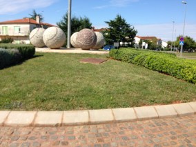 Our last look at the tennis balls at the round a bout